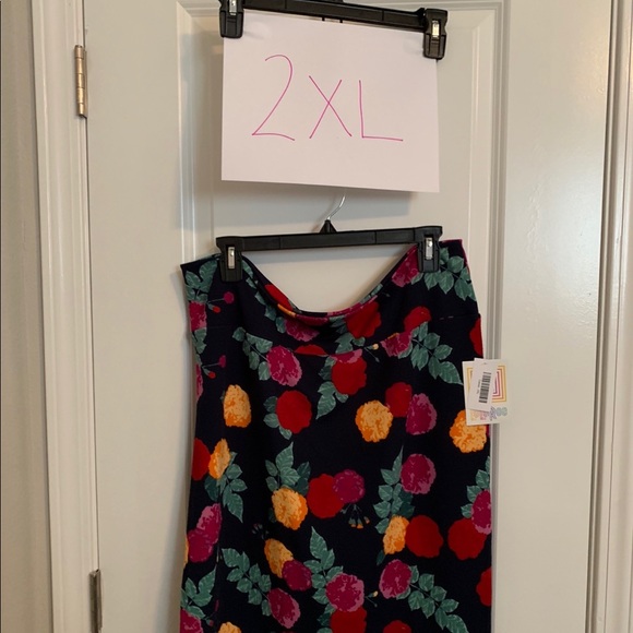 LuLaRoe Cassie Skirts - Picture 4 of 8